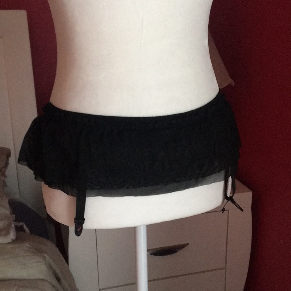 Garter belt